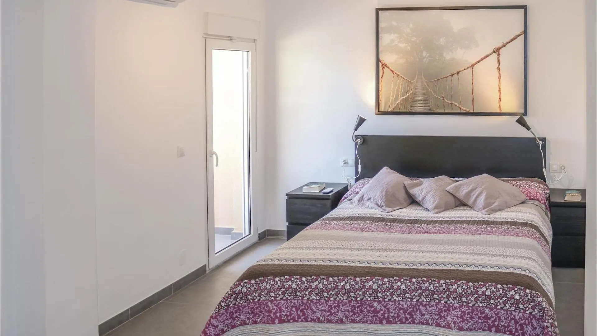 4 Bedroom Stunning Apartment In Málaga Spagna