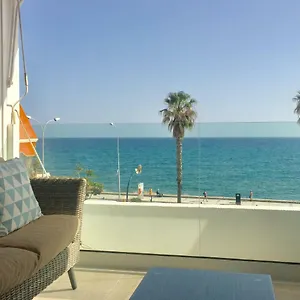 Sorolla 105, Luxury, Beach, Free Parking, All Services, Quite Neighborhood, So Malaga